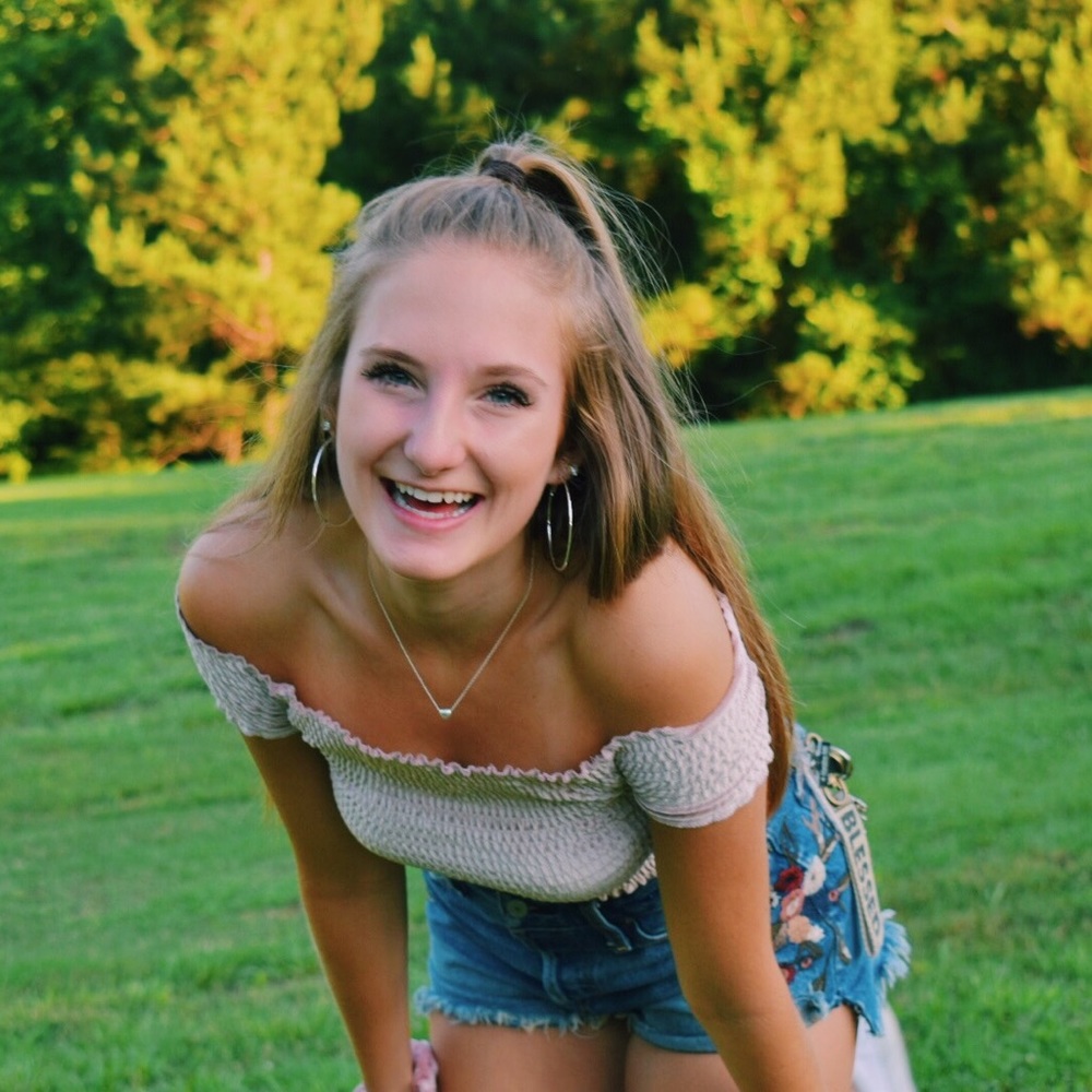 Meet your Posher, Emma Kate